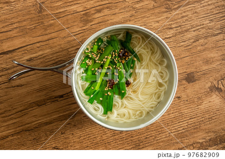 フォー　ベトナムの麺料理 Noodles chicken of Pho Ga Vietnam 97682909