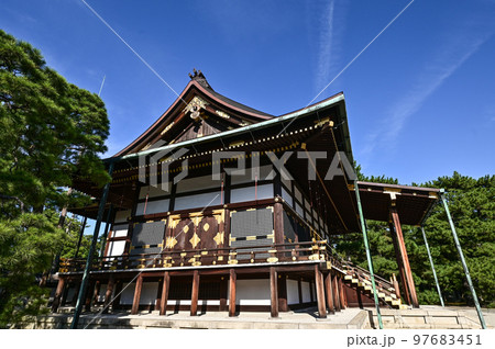 【京都】京都の中心、京都御所 (京都御苑) 落ち着いた中に伝統と歴史が詰まっていました。 【京都】京都の中心、京都御所 (京都御苑) 落ち着いた中に伝統と歴史が詰まっていました。 97683451
