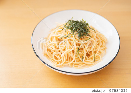 シンプルなたらこパスタ シンプルなたらこパスタ 97684035