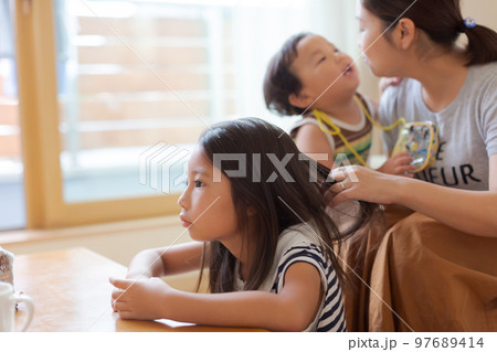 2 years old  &  8 years old 97689414