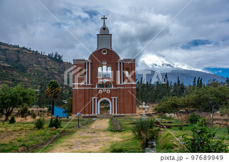 the cities of Yungay and Huaraz buried by an avalanche from Mount Huascaran in 1970 97689949