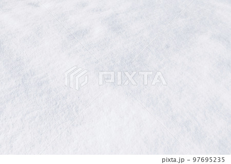 雪の背景 97695235