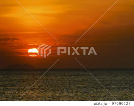 Beautiful sunset 97696527