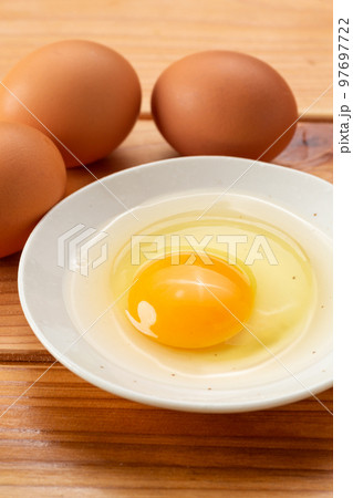 赤玉の平飼い卵 97697722