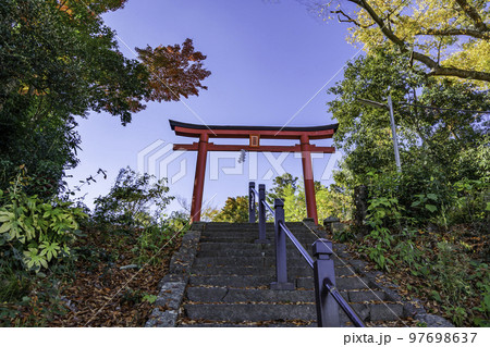 丹波篠山　黒岡春日神社　愛宕神社鳥居　兵庫県丹波篠山市 97698637