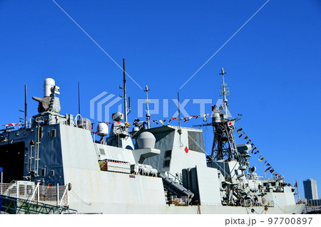 カナダ海軍巡洋艦 ウィニペグ FFH-338 WINNIPEG Canadian Navy 横須賀  97700897