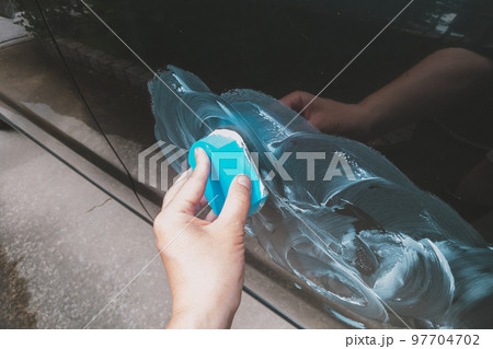 various various 97704702