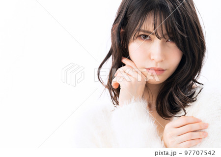 女性　ビューティー　美容　メイク　スキンケア　ニット 97707542