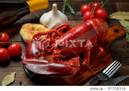 スチームしたロブスター 97708316