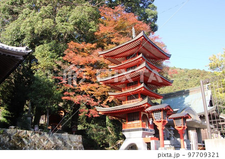 福岡県宮若市の清水寺五重塔 福岡県宮若市の清水寺五重塔 97709321