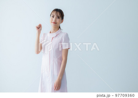 看護師 97709360