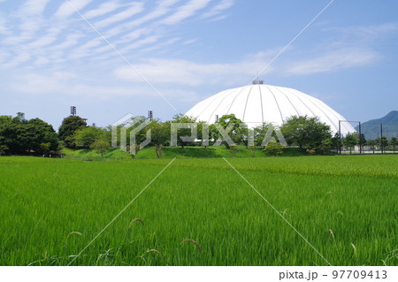 多目的スポーツ施設出雲ドームの景色 97709413