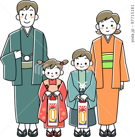 七五三詣でをする4人家族 七五三詣でをする4人家族 97715181