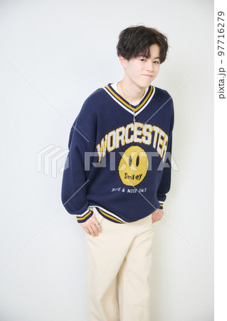若いメンズポートレート 若いメンズポートレート 97716279