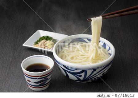 釜揚げうどん 釜揚げうどん 97716612