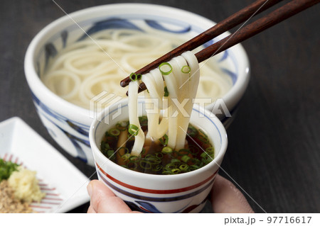 釜揚げうどん 97716617