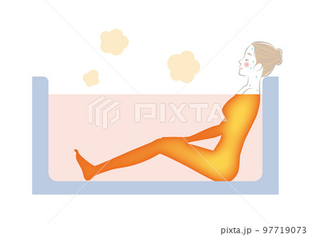 入浴で全身温まる女性 97719073
