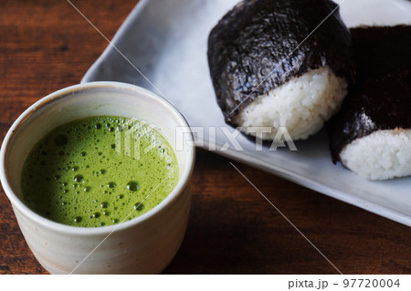 抹茶とおにぎり 97720004