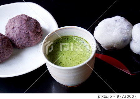 抹茶と和菓子 抹茶と和菓子 97720007