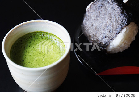 抹茶とおにぎり 97720009