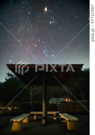 茨城県常陸太田市　竜神ダムのオリオン座 97722987