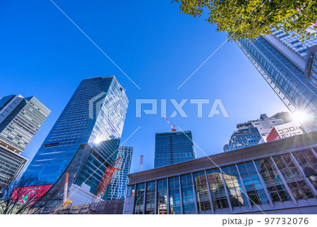 日本の東京都市景観 6棟が遂に揃い踏み、渋谷新時代の幕開け!窓ガラスにはQFRONT=12月27日 日本の東京都市景観 6棟が遂に揃い踏み、渋谷新時代の幕開け!窓ガラスにはQFRONT=12月27日 97732076