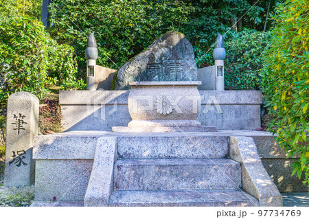 平安時代の女流歌人伊勢ゆかりの古刹の伊勢寺 97734769