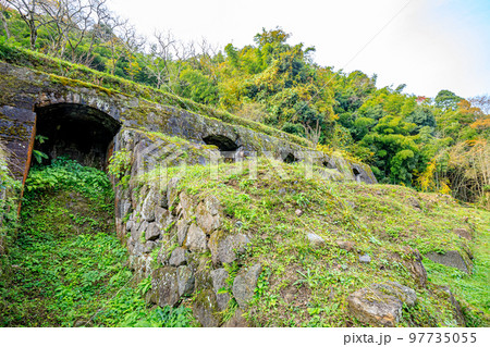 秋の石見銀山 清水谷製錬所跡 島根県大田市 秋の石見銀山 清水谷製錬所跡 島根県大田市 97735055
