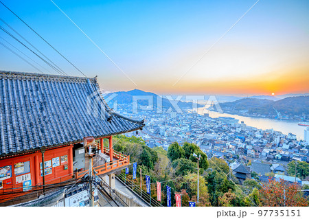 日の出と秋の千光寺 広島県尾道市 日の出と秋の千光寺 広島県尾道市 97735151
