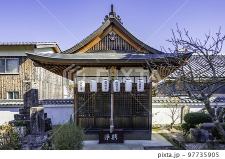 丹波篠山　誓願寺　観音堂　兵庫県丹波篠山市 97735905