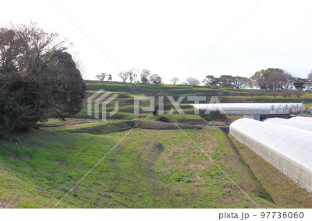 原城址の石垣、土塁遺構 原城址の石垣、土塁遺構 97736060