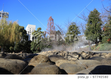 公園と湯煙 97740580