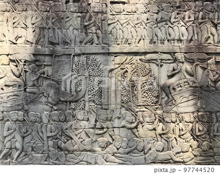 アンコール・トムの壁画 97744520