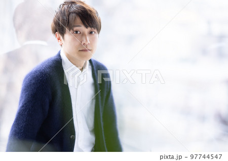 若い男性 ポートレート 若い男性 ポートレート 97744547