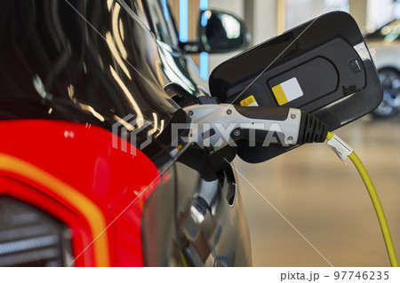 電気自動車 ハイブリッド 自動車 97746235