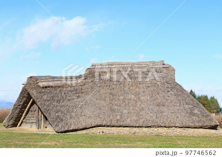 平出遺跡公園　古代の農村・平安時代地区 97746562