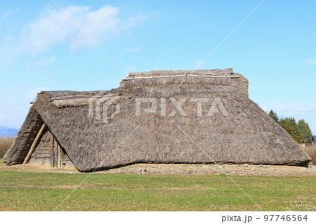 平出遺跡公園　古代の農村・平安時代地区 97746564