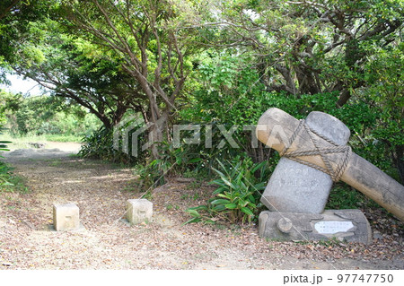 仲原遺跡の入り口 仲原遺跡の入り口 97747750