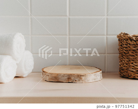 Natural round podium for bathing products in bathroom 97751342