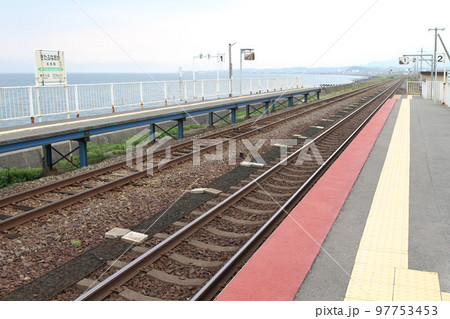 北船岡駅 JR北船岡駅 きたふなおか H37 室蘭本線 眺望抜群海と有珠山を望む駅 北船岡駅 JR北船岡駅 きたふなおか H37 室蘭本線 眺望抜群海と有珠山を望む駅 97753453
