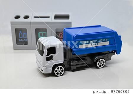 ゴミの分別 97760305