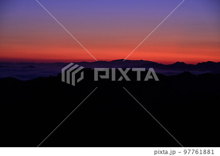 丹波の雲海 97761881