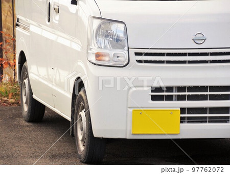 自動車イメージ　日産の商用車　日産NV100クリッパー 97762072