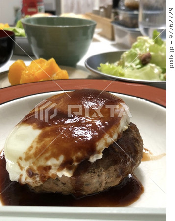 家で作るハンバーク 家で作るハンバーク 97762729