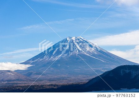 中之倉峠から見る富士山 97763152