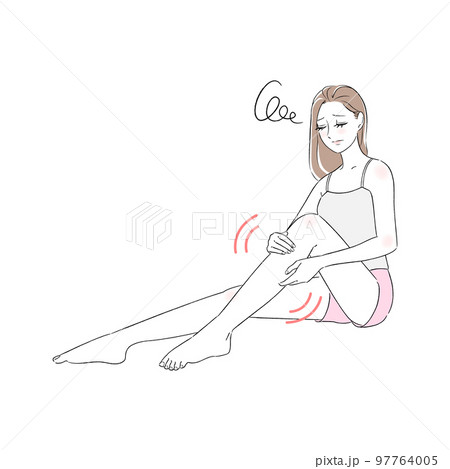 女性　足　むくみ　美女　悩み　肌トラブル 97764005