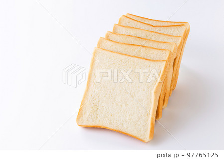 食パンイメージ　白バック 97765125