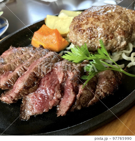 ザブトンステーキとハンバーグ ザブトンステーキとハンバーグ 97765990