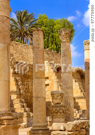 Jerash, Jordan Cardo maximus, Gerasa of Antiquity 97770980