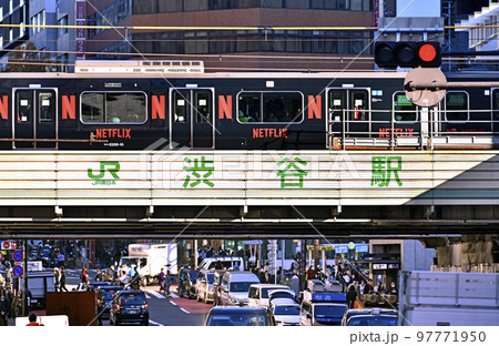 日本の東京都市景観 18万超全国。東京2万人超は8月25日以来。BQ.1.1感染爆発=20日、渋谷 日本の東京都市景観 18万超全国。東京2万人超は8月25日以来。BQ.1.1感染爆発=20日、渋谷 97771950
